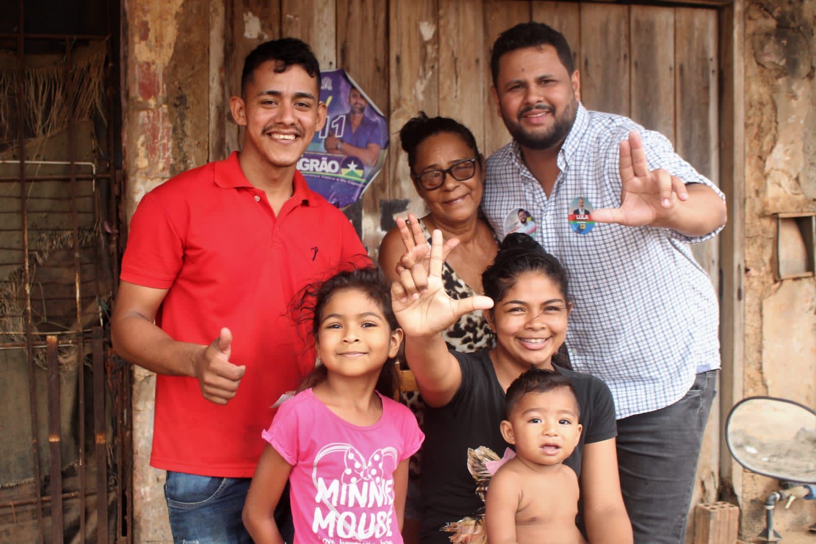 CAMPANHA: Samuel Costa leva mensagem de Fé e Esperança à zona Leste da capital