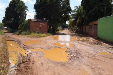 Moradores do Bairro Aponiã em Porto Velho reclamam de ruas intransitáveis