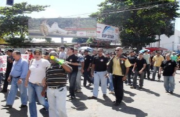 GREVE – Policiais civis realizam passeata no centro da capital e reivindicam melhores condições de trabalho - Fotos