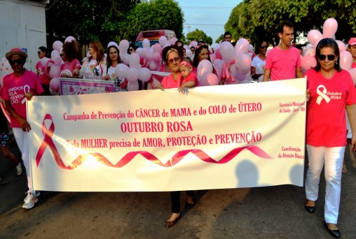 Secretaria de Saúde realiza caminhada rosa 