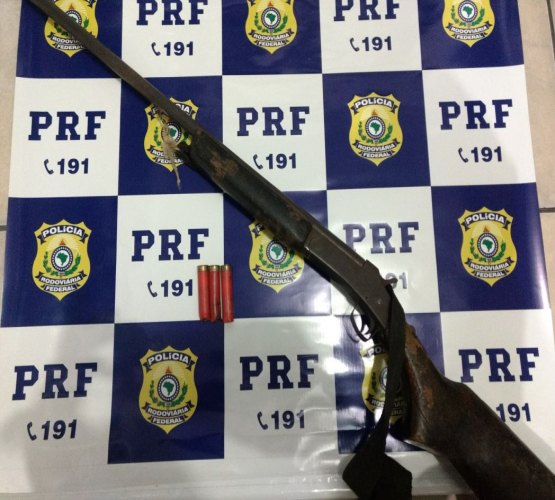 PRF flagra condutor com arma de fogo e munições