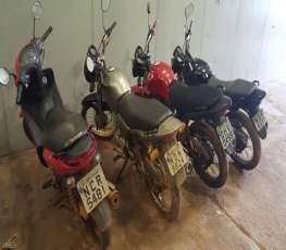 RECEPTAÇÃO  - Jovem é preso com quatro motos roubadas e documentos falsos - Vídeo