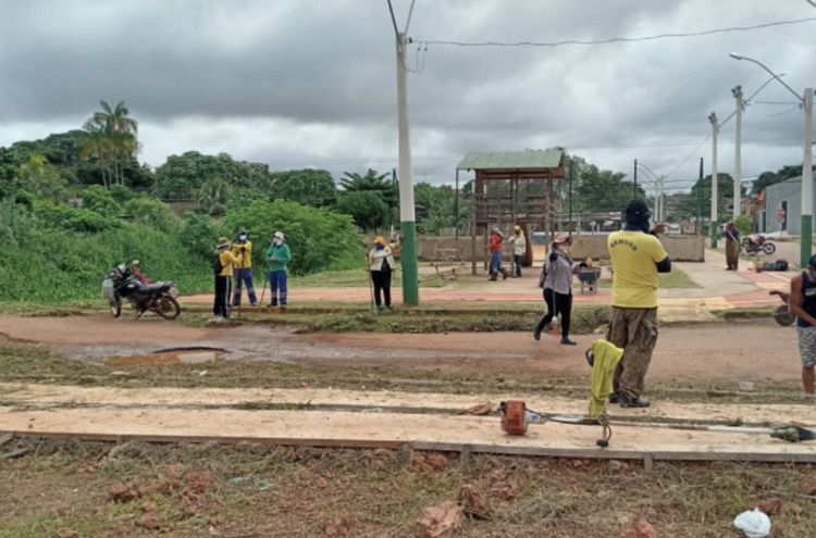 ECO PARQUE: Semusb atende pedido de Márcio Pacele e realiza mutirão de limpeza