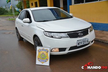 Carro roubado no ES é recuperado em Ji-Paraná