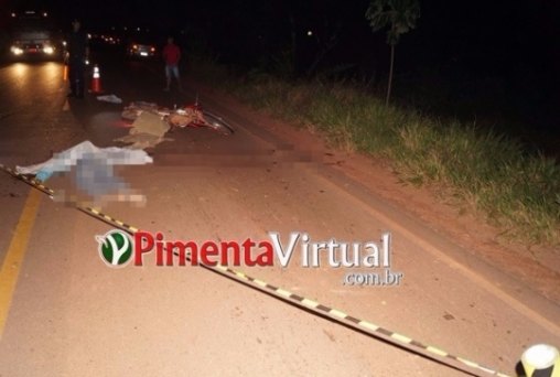 Motociclista perde a vida após colidir com ciclista e ser atropelado por carro