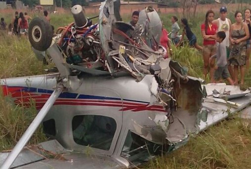 Avião monomotor caí em Porto Velho e piloto escapa com ferimentos leves - VÍDEO