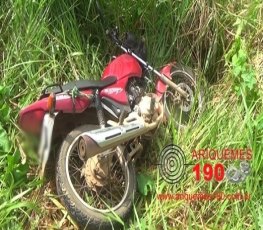 Polícia Militar localiza moto furtada após ligação anônima