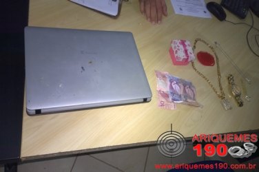 Polícia Militar prende homem tentando vender objetos furtados na rodoviária