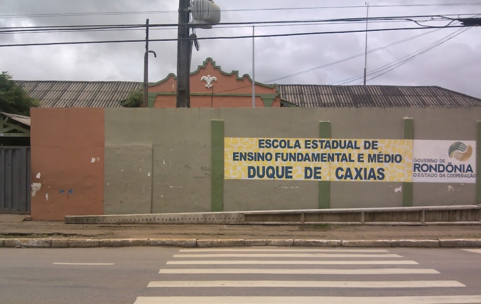 SEM AULAS: Escola suspende oito turmas por suspeita de covid-19 em Porto Velho