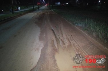 Idoso perde controle e sofre acidente de motocicleta