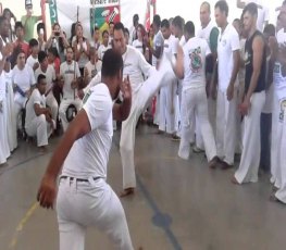 GRUPO VIVER CAPOEIRA - Do Nordeste para Porto Velho
