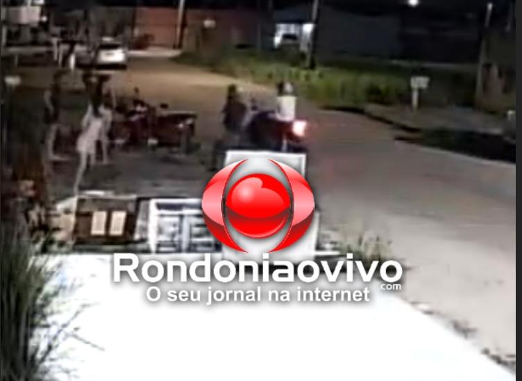 ONDA DE CRIMES: Vídeo mostra ladrões roubando moto de mulher no bairro Escola de Polícia