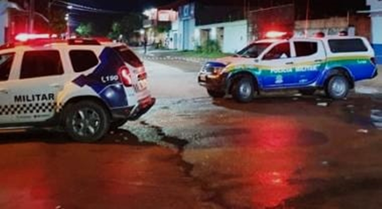 FURIOSO: Ex-marido incendeia carro e tenta matar mulher a tiros em loja na zona Leste