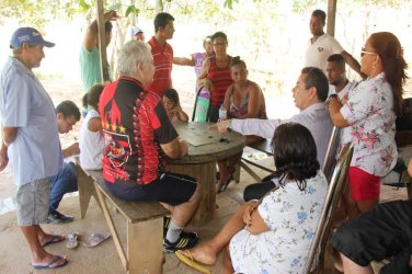 Júnior Siqueira ouve reivindicações no bairro Mariana