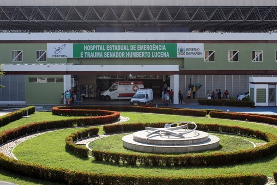 DOR INTENSA: Homem é socorrido para o hospital após introduzir um coco no reto