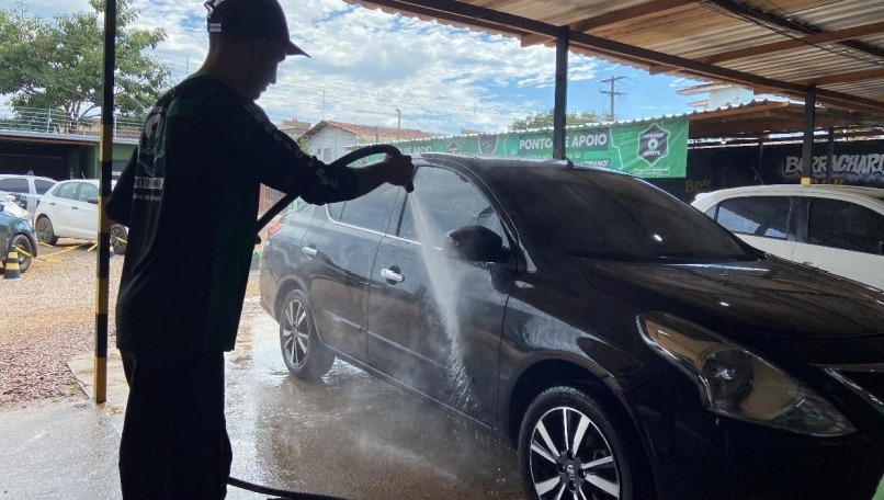 BENEFÍCIOS: Urbano Norte oferece lava-jato gratuito e mais comodidades para motoristas
