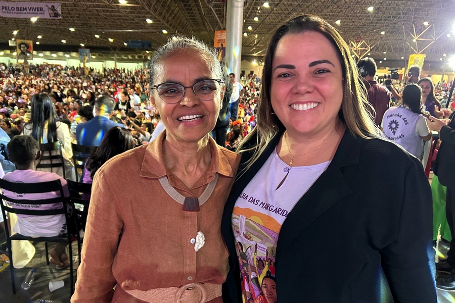 CLÁUDIA DE JESUS: Deputada e ministra Marina Silva se encontram e falam de agenda ambiental