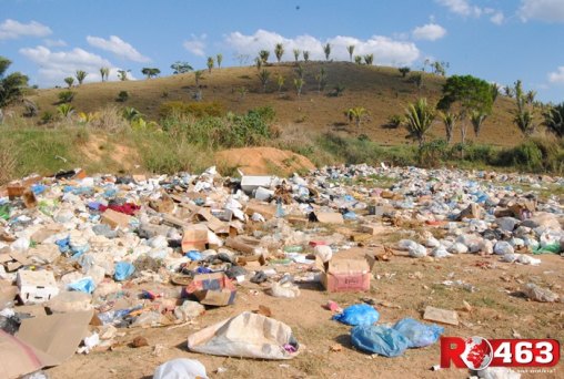 População denuncia depósito irregular de lixo