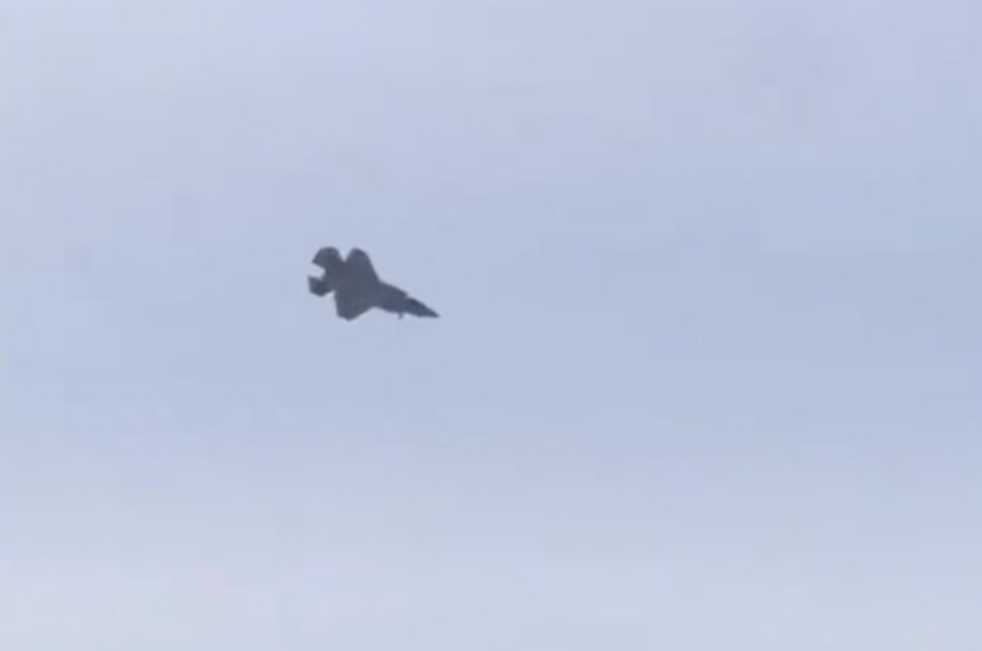 VÍDEO: Caça F-35 dos EUA cai no Alaska;  piloto ejeta e sobrevive