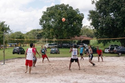 Torneio de futevôlei é realizado no Tênis Clube