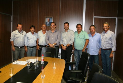 Empresários paulistas iniciam construção do maior frigorífico de pescado de Rondônia