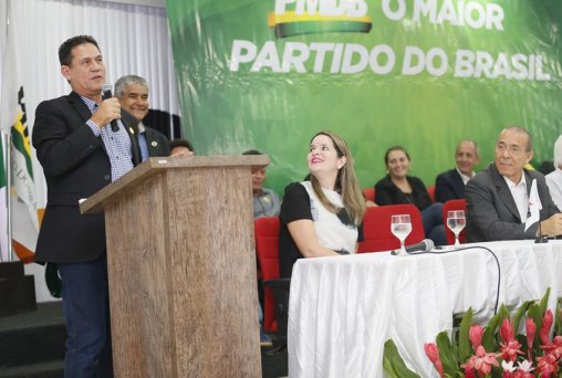 Maurão de Carvalho anuncia saída do PP e confirma convite do PMDB