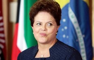 Dilma posa de intelectual diante do conselho econômico 