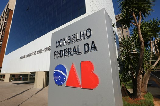 NOTA PÚBLICA: Conselho Federal da OAB emite nota defendendo a advocacia