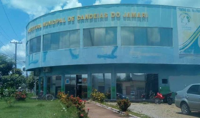 ELEIÇÃO: Eleitores de Candeias escolhem novo prefeito neste domingo (7)