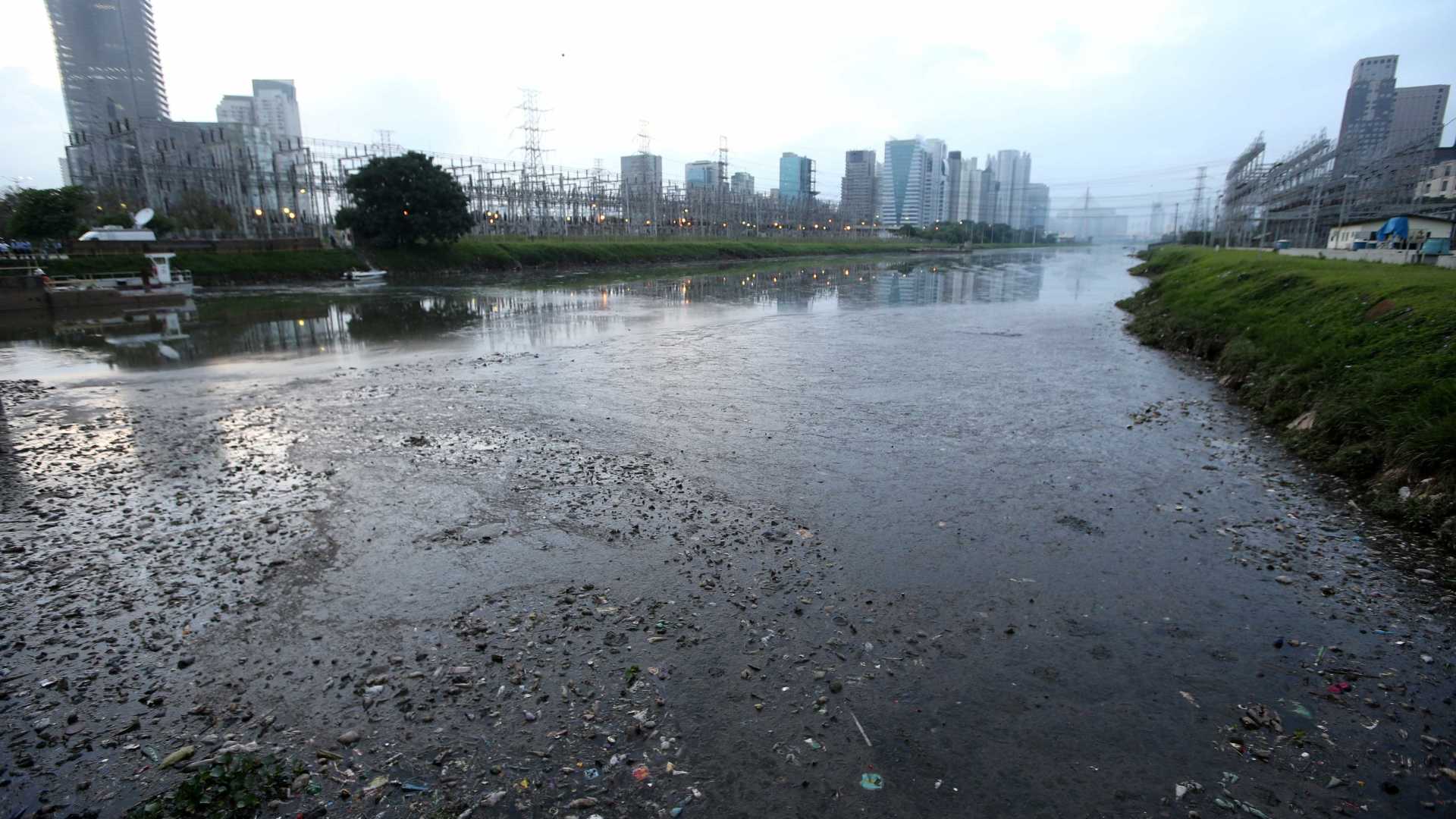 Cidades devem R$ 11,6 bi em coleta de lixo