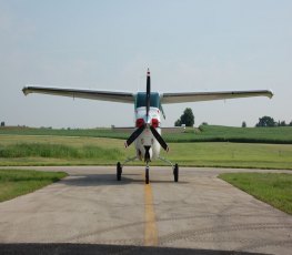 PF apreende avião com 430 kg de pasta base de cocaína em Minas