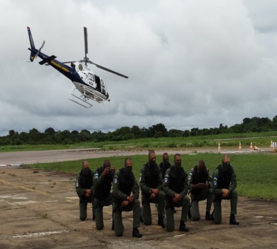 Núcleo de Operações Aéreas forma 10 novos tripulantes