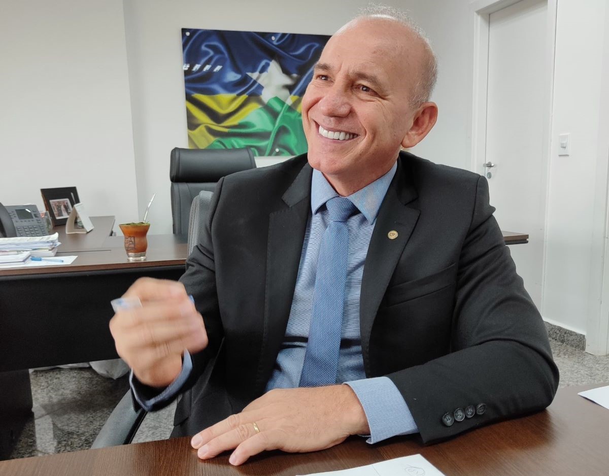 EZEQUIEL NEIVA: Deputado visita obras de Escola em Alto Alegre do Parecis e reforça compromisso com educação