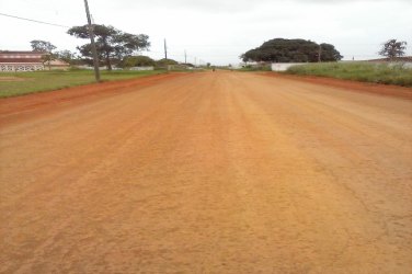 Moradores do Santa Luzia ainda esperam por asfalto