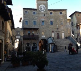 CORTONA – Principal cenário do filme ‘Sob o Sol da Toscana’