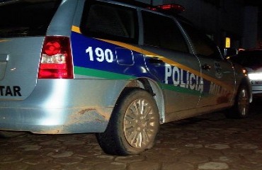 MANIFESTAÇÃO PMS – Comissão das mulheres secam pneus de viaturas em Porto Velho - Fotos