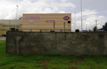 Fossa do Porto Velho Shopping está exalando forte fedentina no Conjunto Marechal Rondon