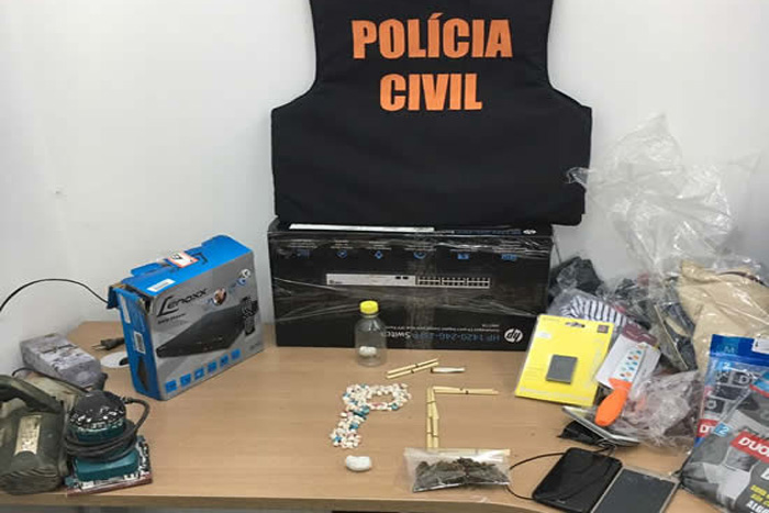 Polícia Civil apreende drogas e prende suspeitos durante operação