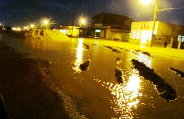 VILHENA - Temporal inunda canteiros de obras – Fotos