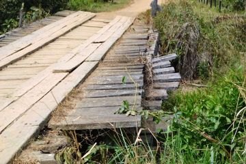 Ouro Preto - população reclama de ponte em péssimas condições