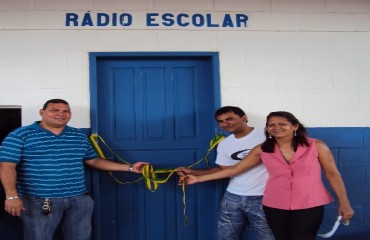 Rádio escolar é sucesso em colégio de Porto Velho