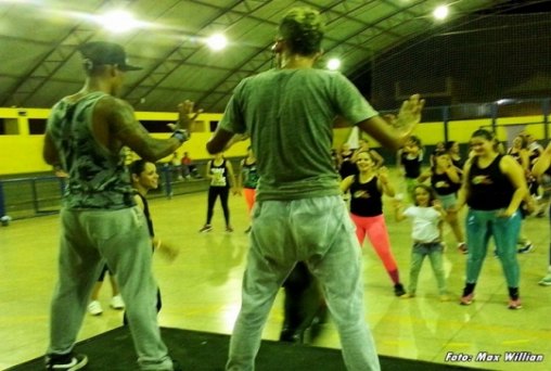 Primeiro encontro de Zumba Fitness é realizado com sucesso 