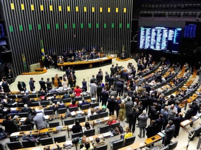 PROJETO: Congresso derruba vetos que regulamenta profissão dos agentes de saúde