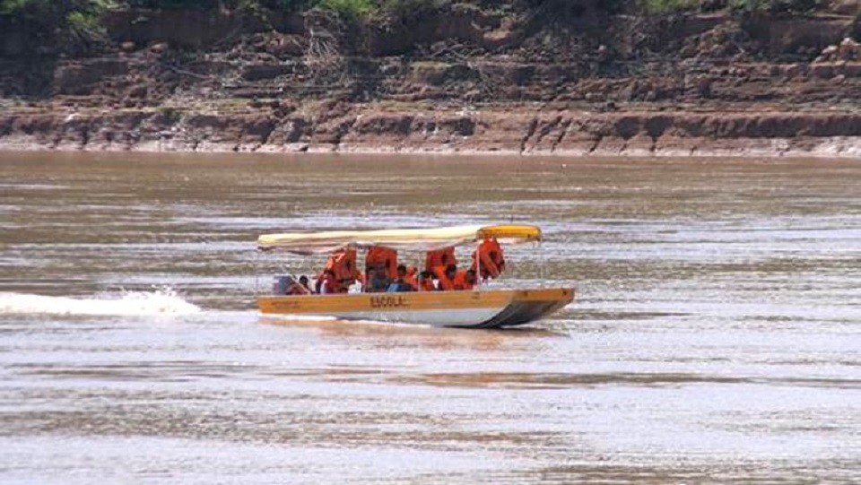 ESCOLAR: Crianças da rede municipal são atendidas pelo governo com o transporte fluvial