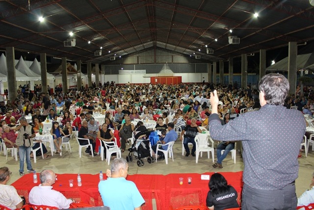 CELEBRAÇÃO: Sindsef reúne cerca de duas mil pessoas na Festa do Servidor em Porto Velho