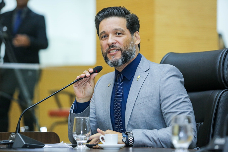 DELEGADO CAMARGO: Deputado propõe criação do canal 'Disque Autismo' em Rondônia
