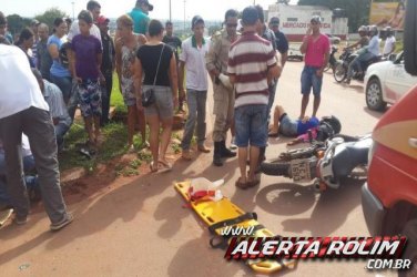 Acidente entre duas motos deixa quatro pessoas feridas