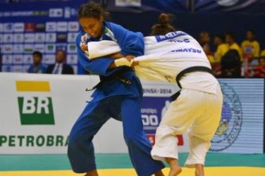 Érika Miranda fica com a prata no Mundial do RJ