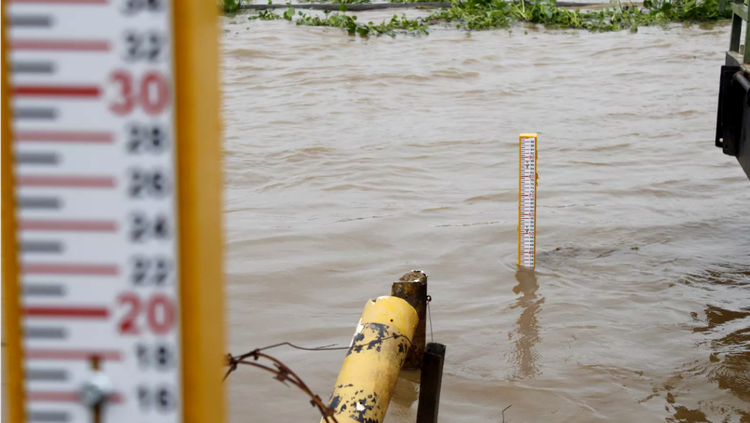 CHEIA: Rio Mamoré ultrapassa cota de alerta e deixa desabrigados