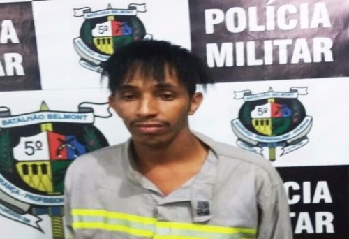 Polícia prende suspeito armado com rifle